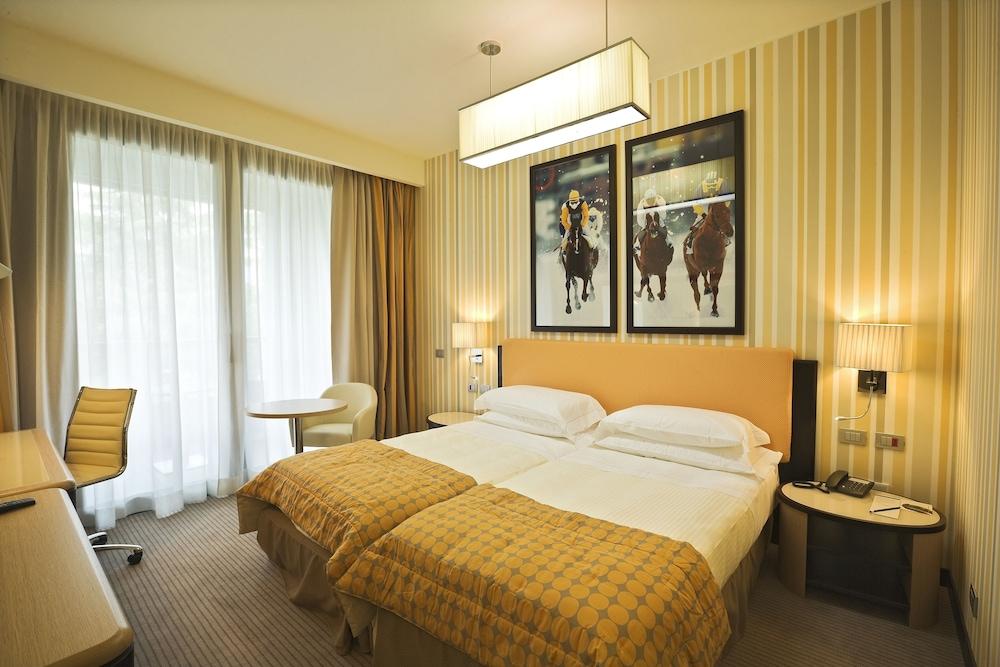 Unahotels וארסה מראה חיצוני תמונה