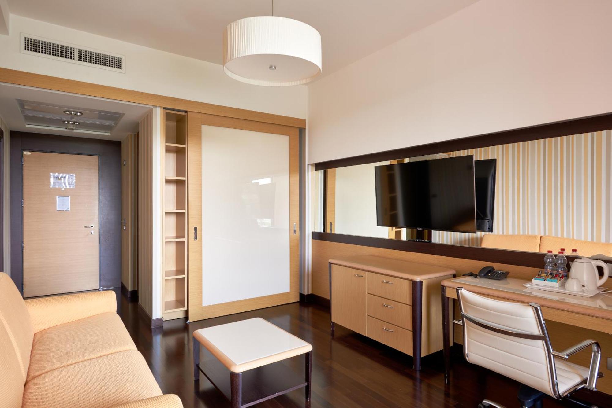 Unahotels וארסה מראה חיצוני תמונה