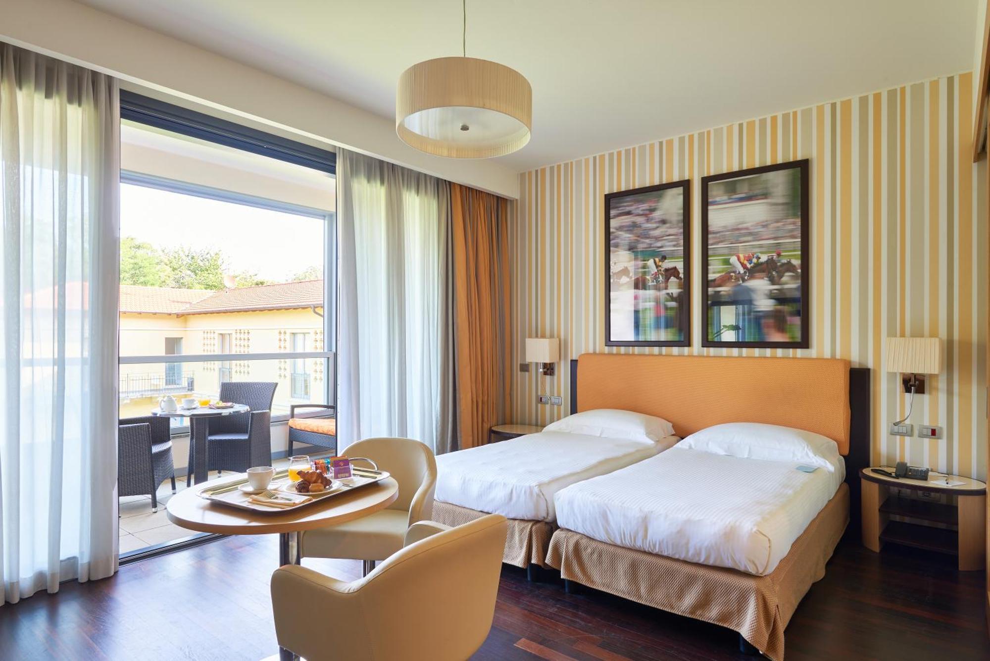 Unahotels וארסה מראה חיצוני תמונה